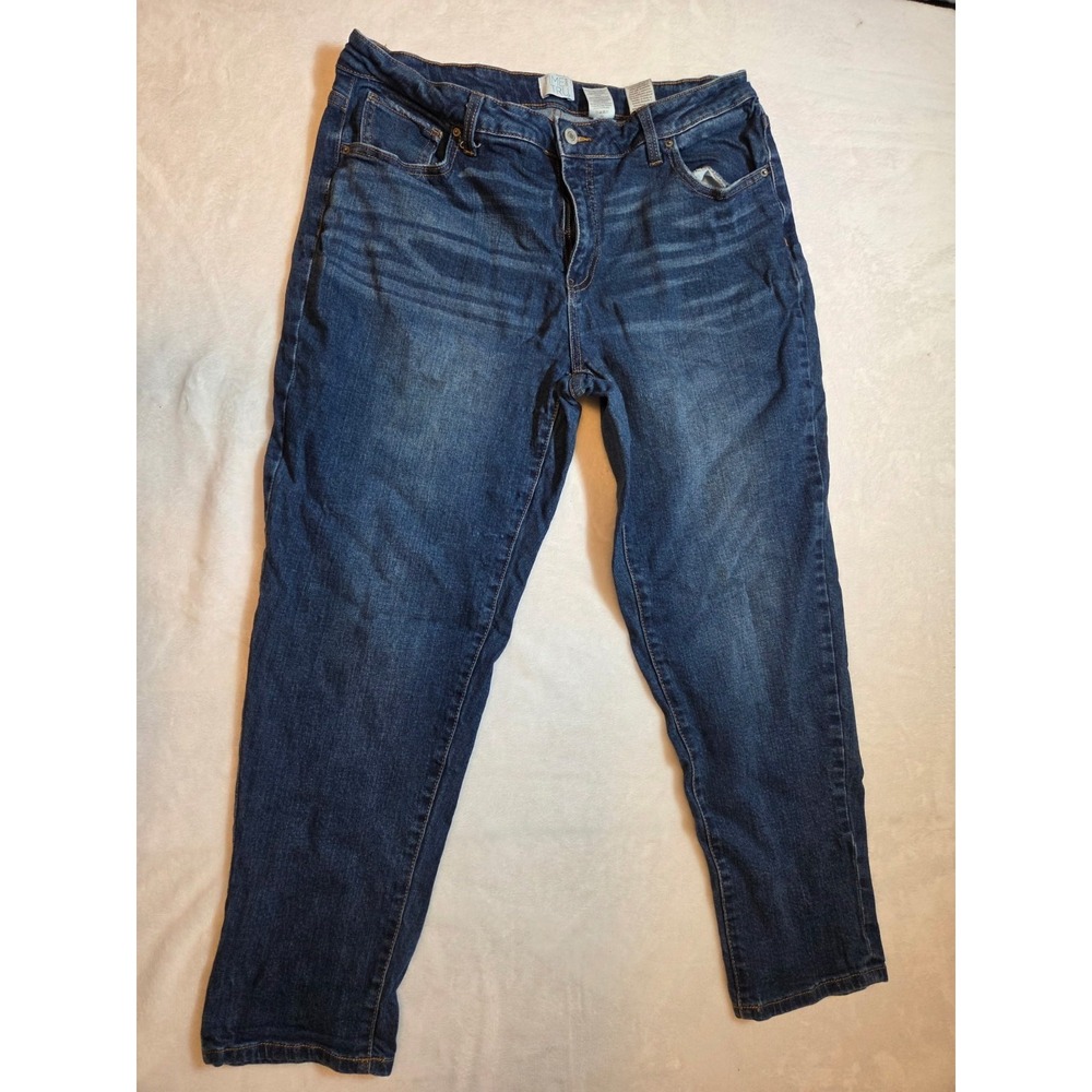 235 Time and Tru Women's Size 16 Regular Straight Leg Stretch Blue Denim Jeans